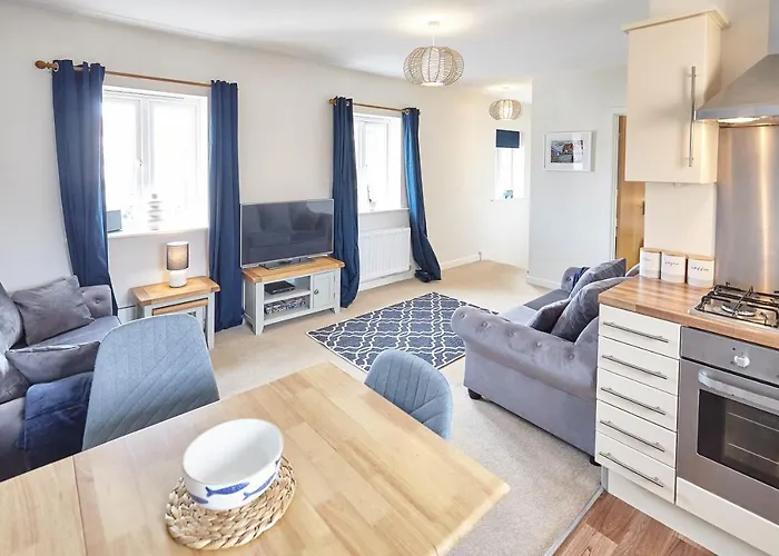 Host & Stay - Coach House Retreat