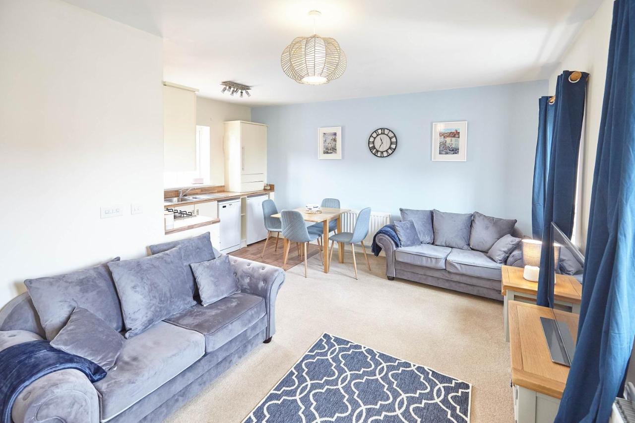 Host & - Coach House Retreat * Whitby